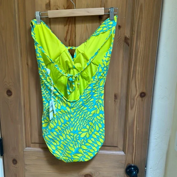 NWT Trina Turk Bathing Suit - Picture 3 of 10
